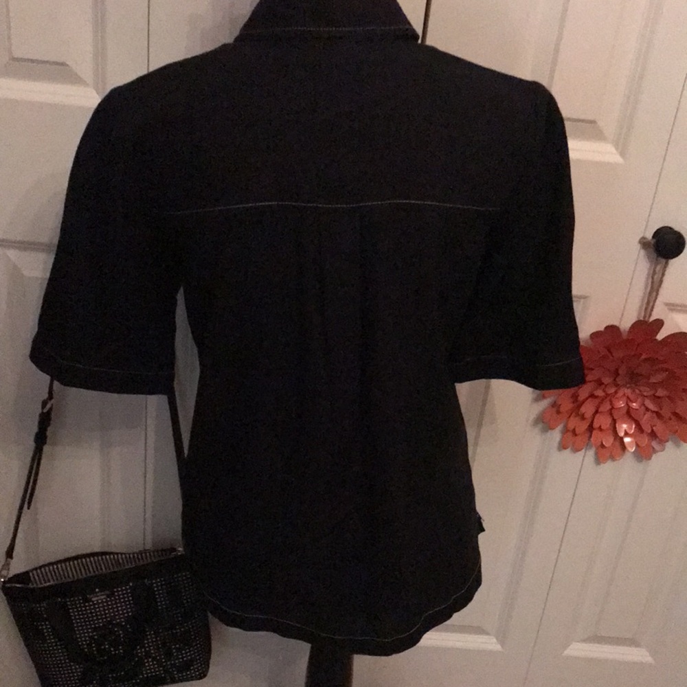 Black linen blouse with white stitching - Picture 5 of 11